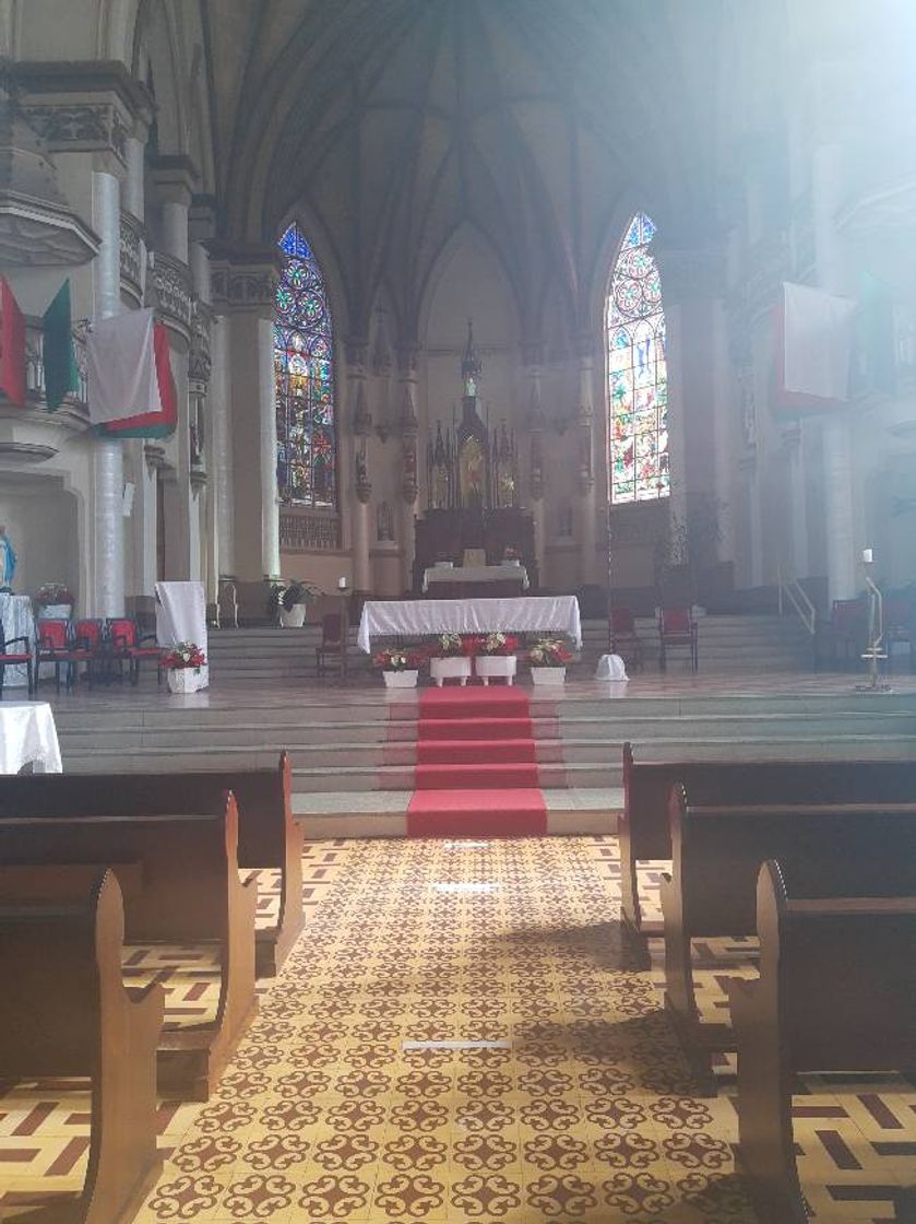 Lugar Igreja Matriz São Sebastião Mártir