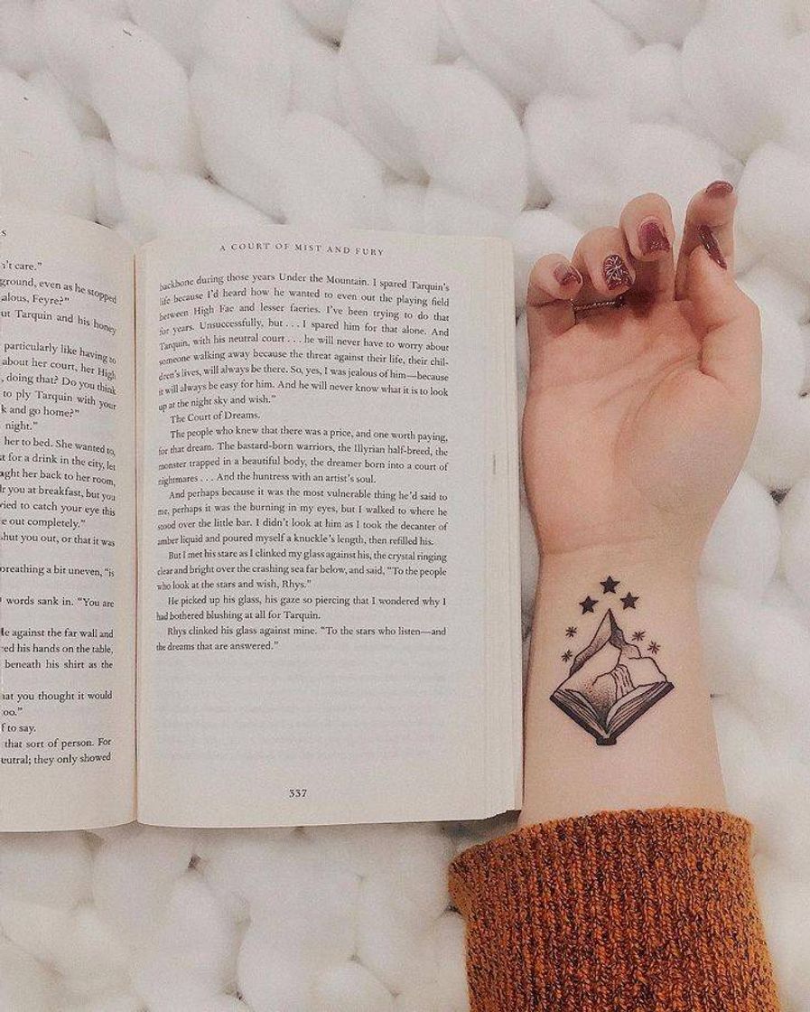 Moda Inspiração tatoo para amantes de literatura