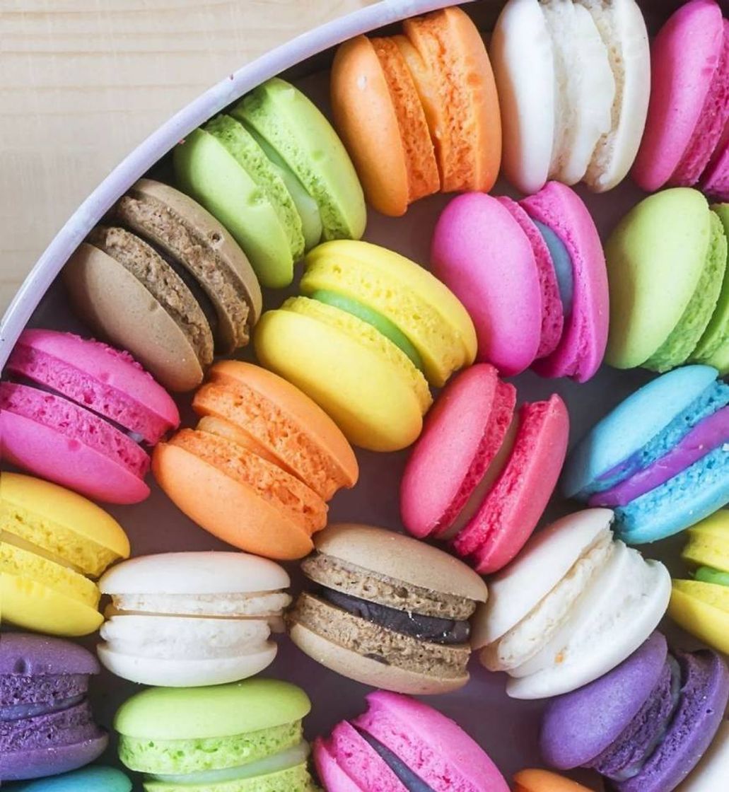 Fashion macarons wallpaper