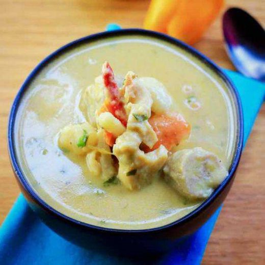 Este famoso rico platio se llama sopa caracol.