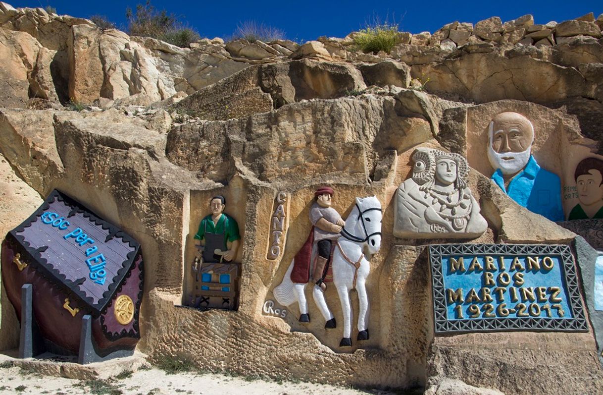 Lugar El Cau de Elche, un precioso museo al aire libre en plena sierra ...