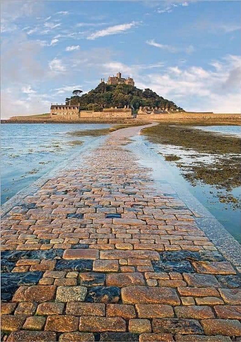 Fashion St Michael's Mount - Wikipedia