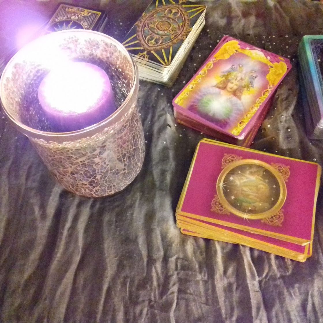 Social Tarot de Luz - YouTube