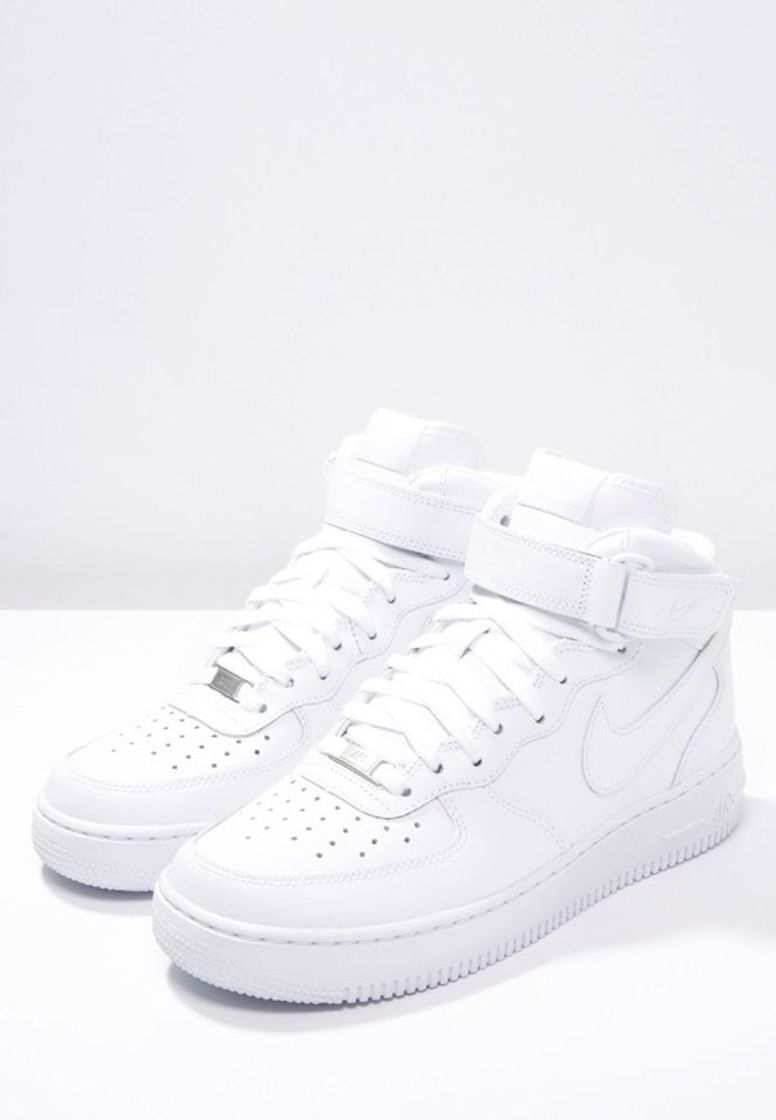 Moda AIR FORCE 1 MID ‘07 WHITE