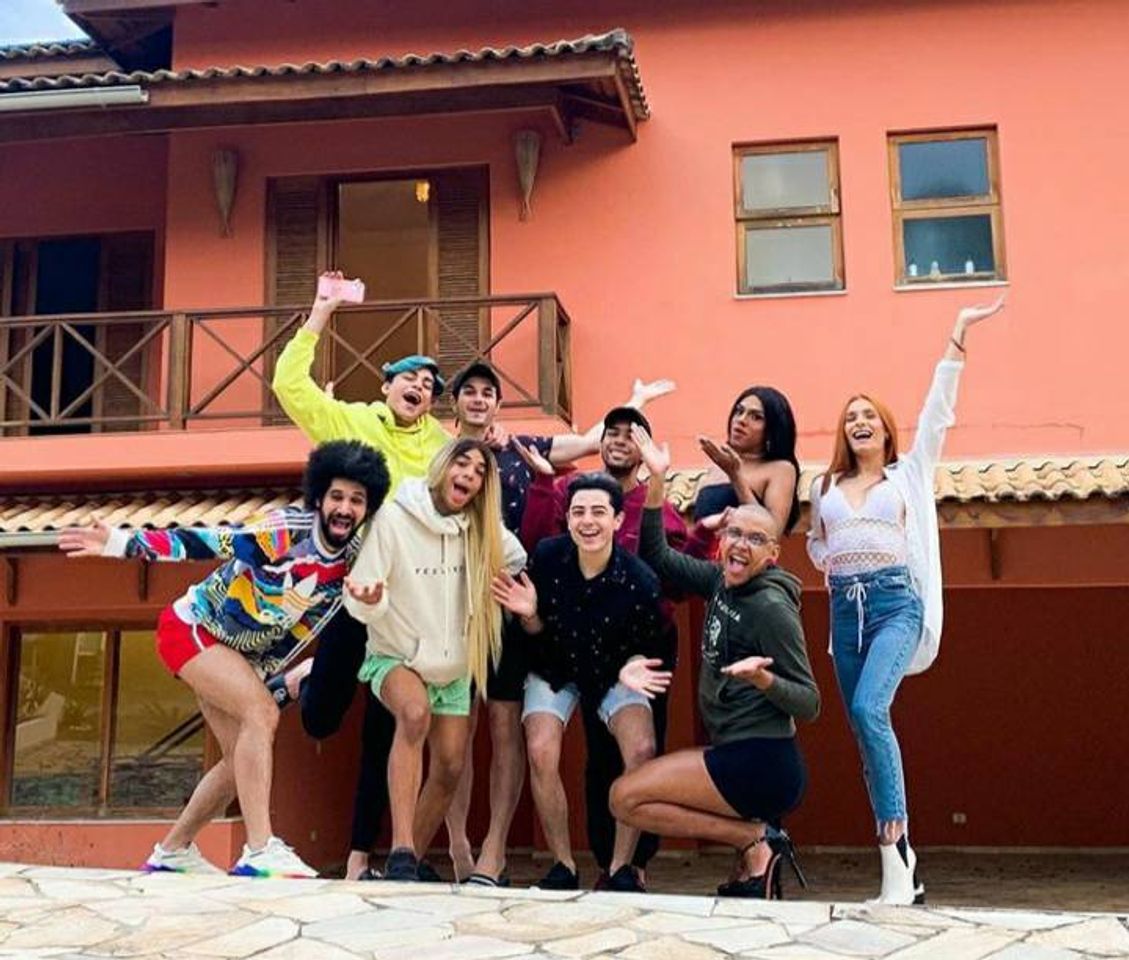 Mansão das Pocs - YouTube