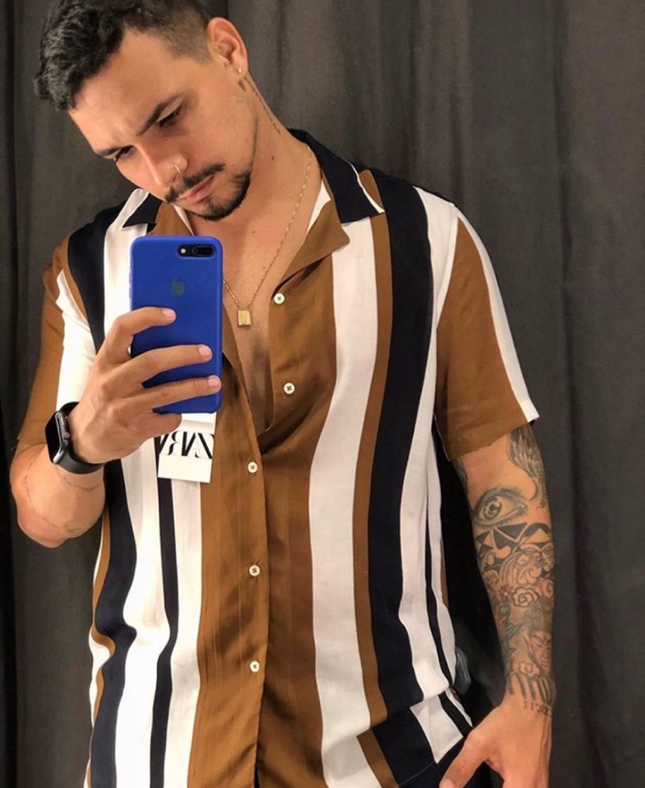 Social t-shirt 