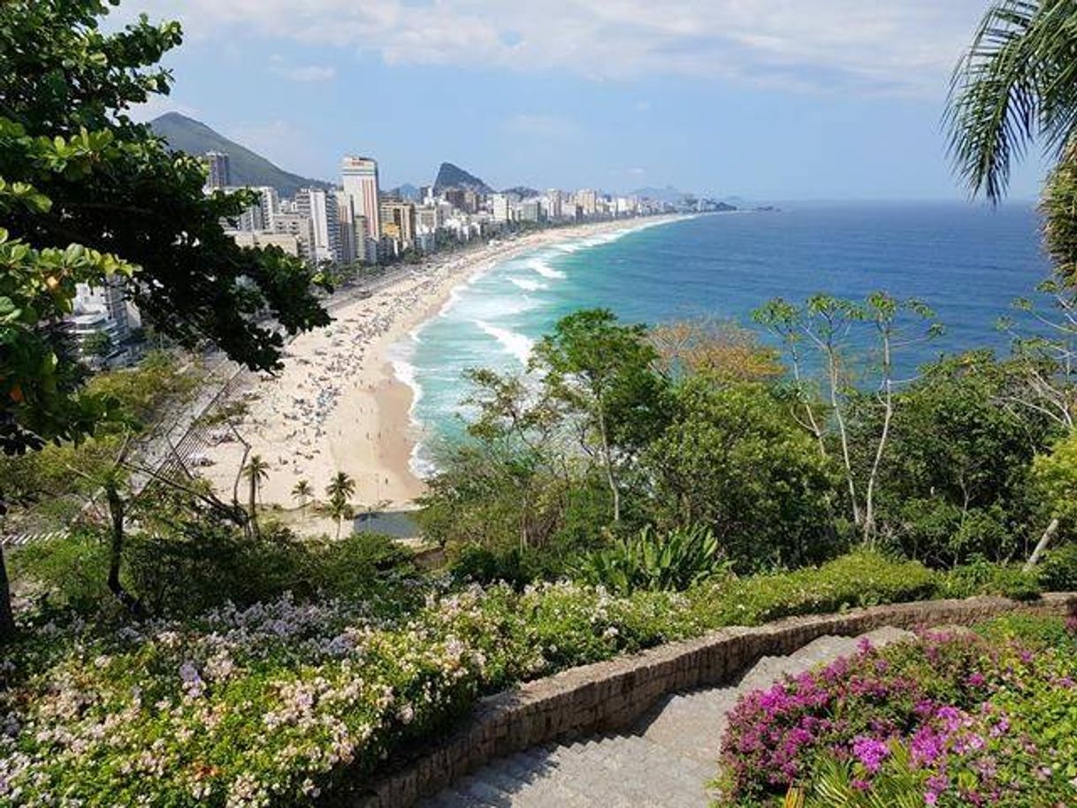 Lugar Parque Penhasco dois irmãos 