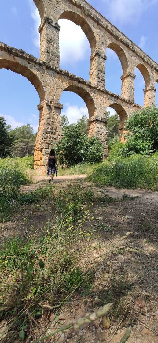 Place Pont del Diable