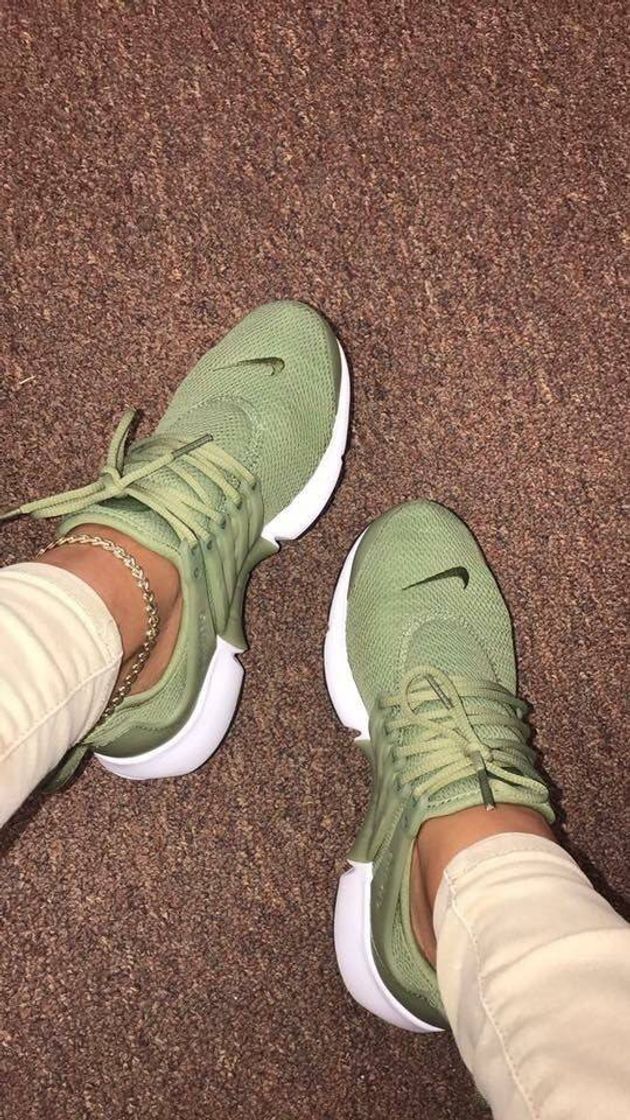 Social Nike air