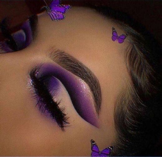 cut crease roxooo💜🌠