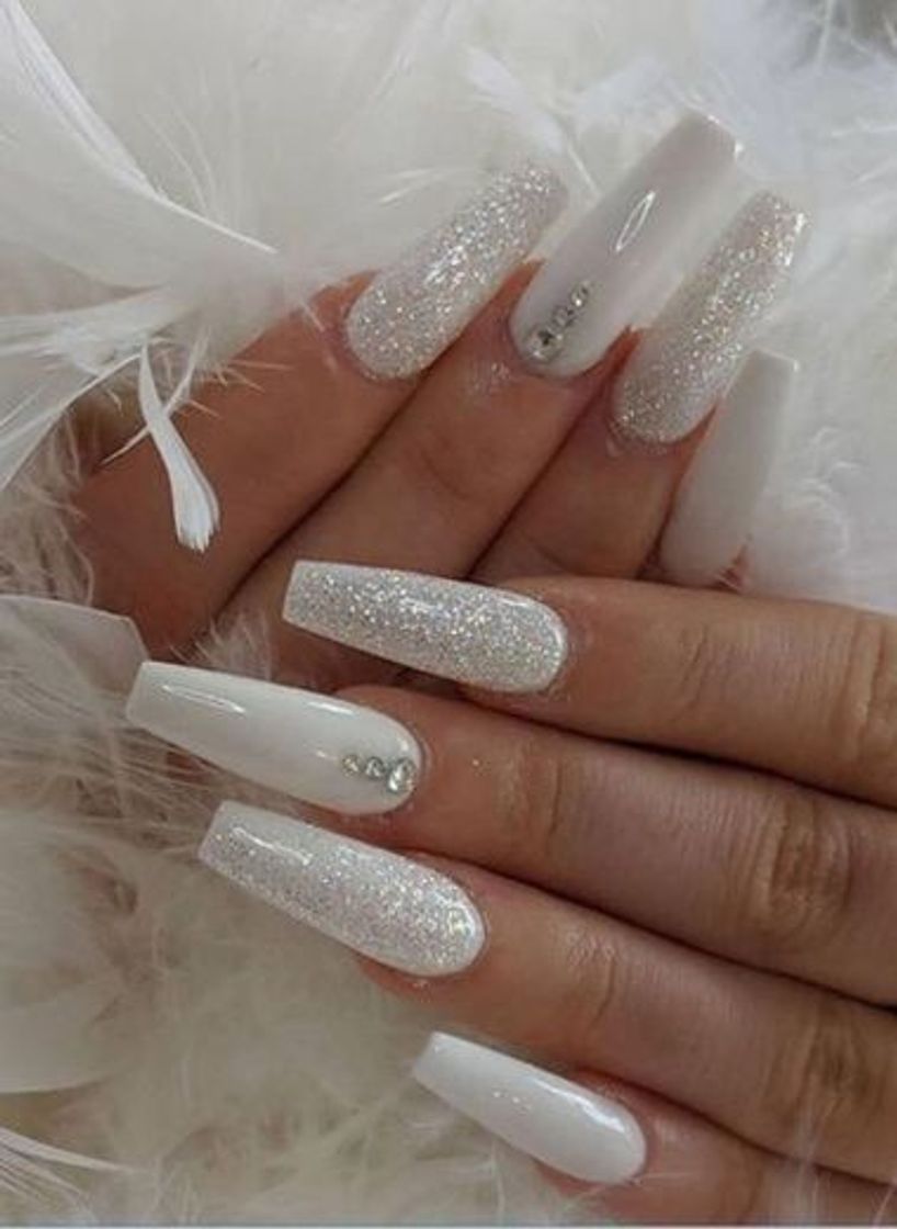 Social pinterest nails 