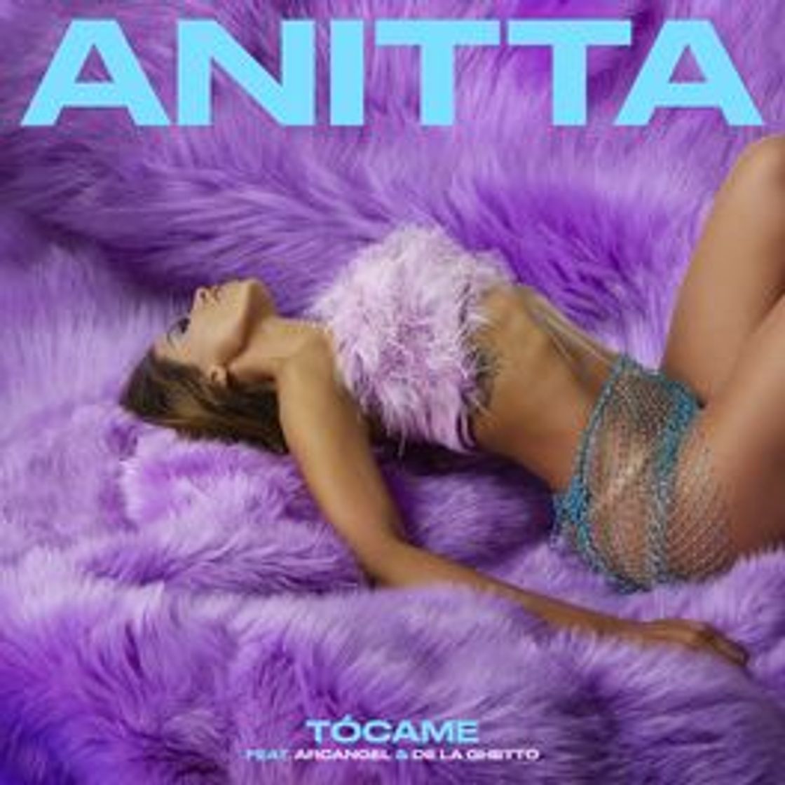 Moda Anitta "Tócame" feat. Arcangel & De La Ghetto 