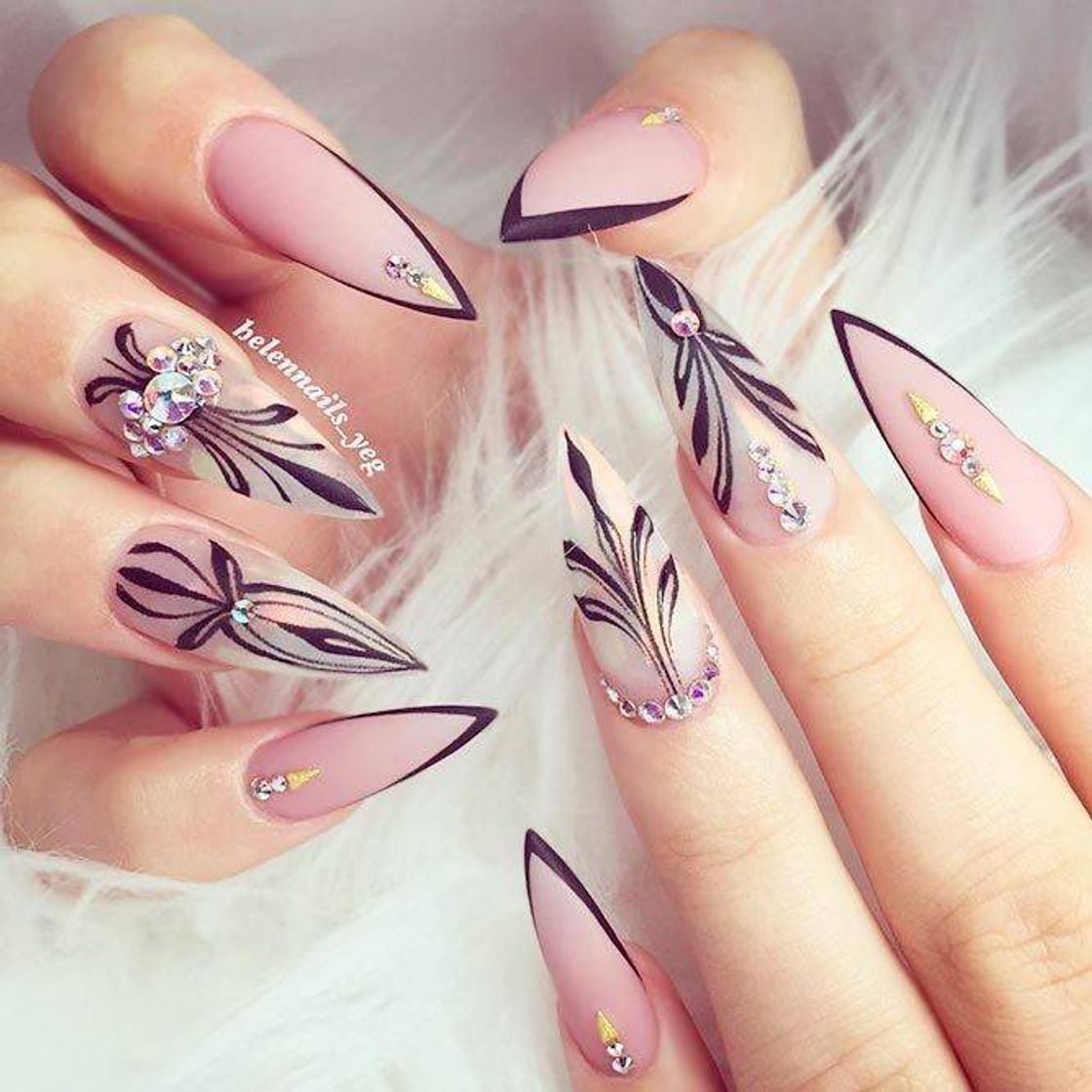 Fashion Nails