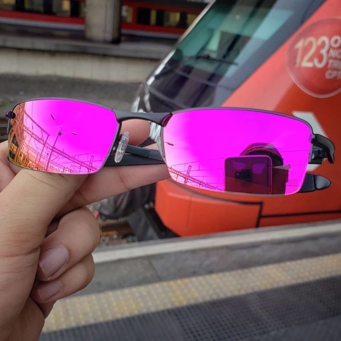 Fashion OCULOS OAKLEY LUPA VILÃO ROSA JULIET MANDRAK