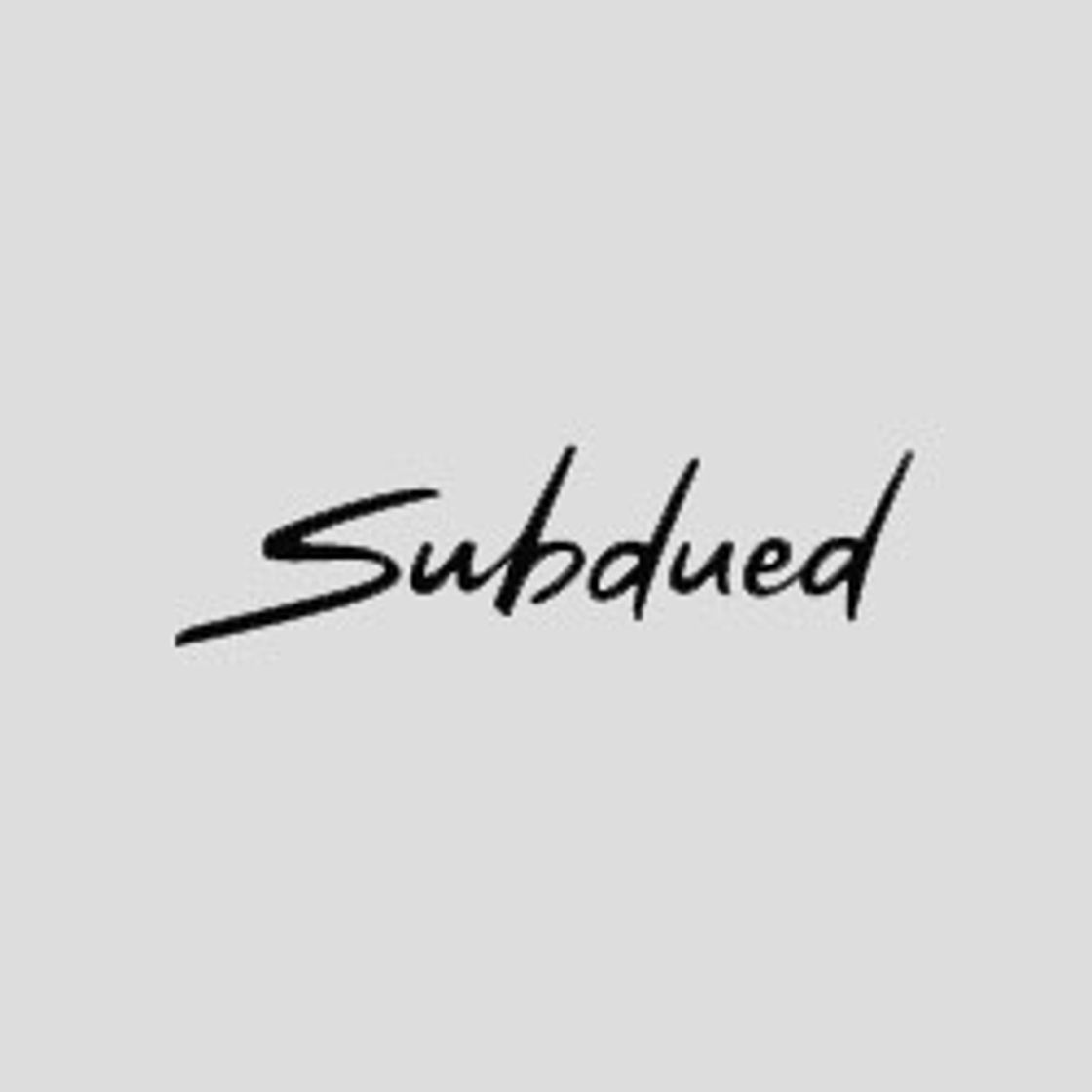 Moda Subdued