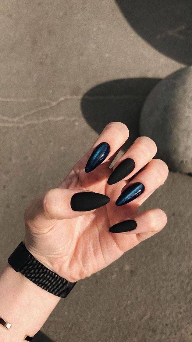 Fashion Nail Art 🖤