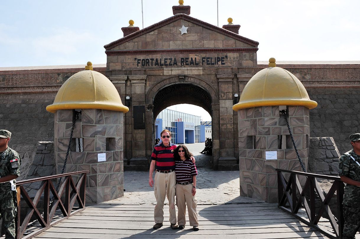 Lugar Fortaleza del Real Felipe