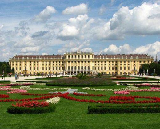 Schönbrunn Palace