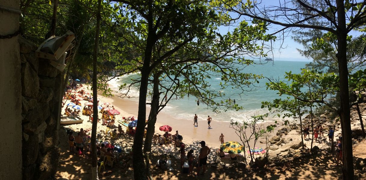 Place Praia do Éden