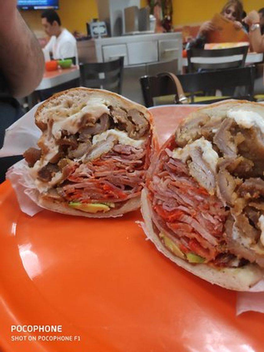 Restaurants Tortas Gigantes Sur 12