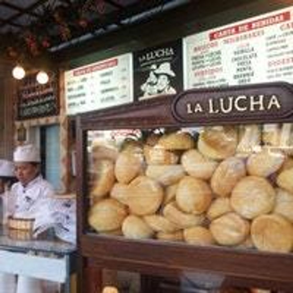 Restaurantes La Lucha Sanguchería Criolla