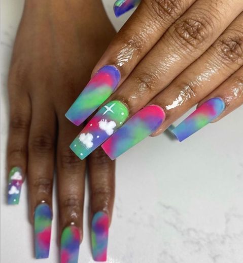 Uñas de multicolor