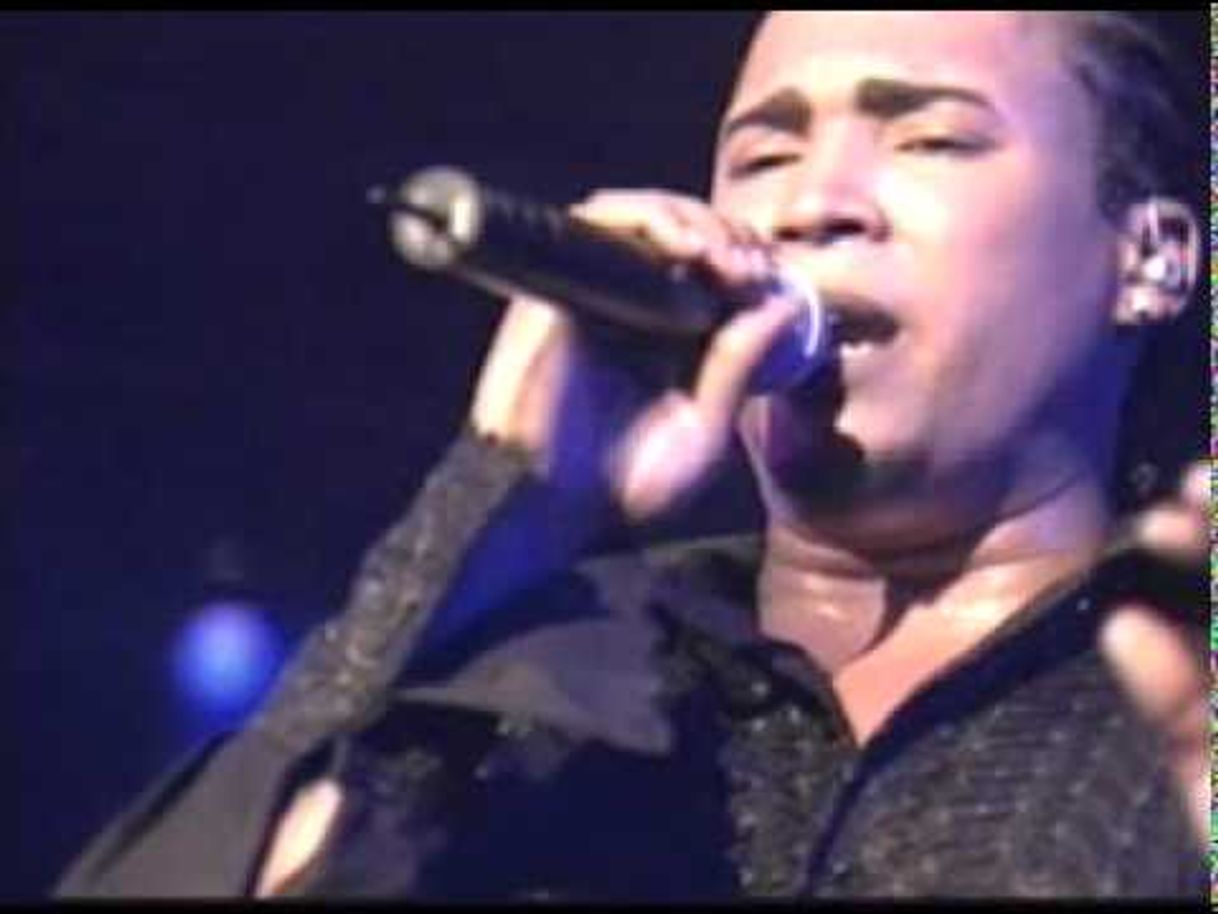 Moda DON OMAR VUELVE - YouTube