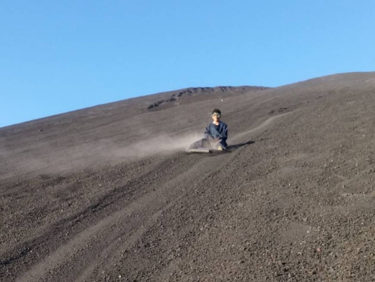 Lugar Volcan Cerro Negro