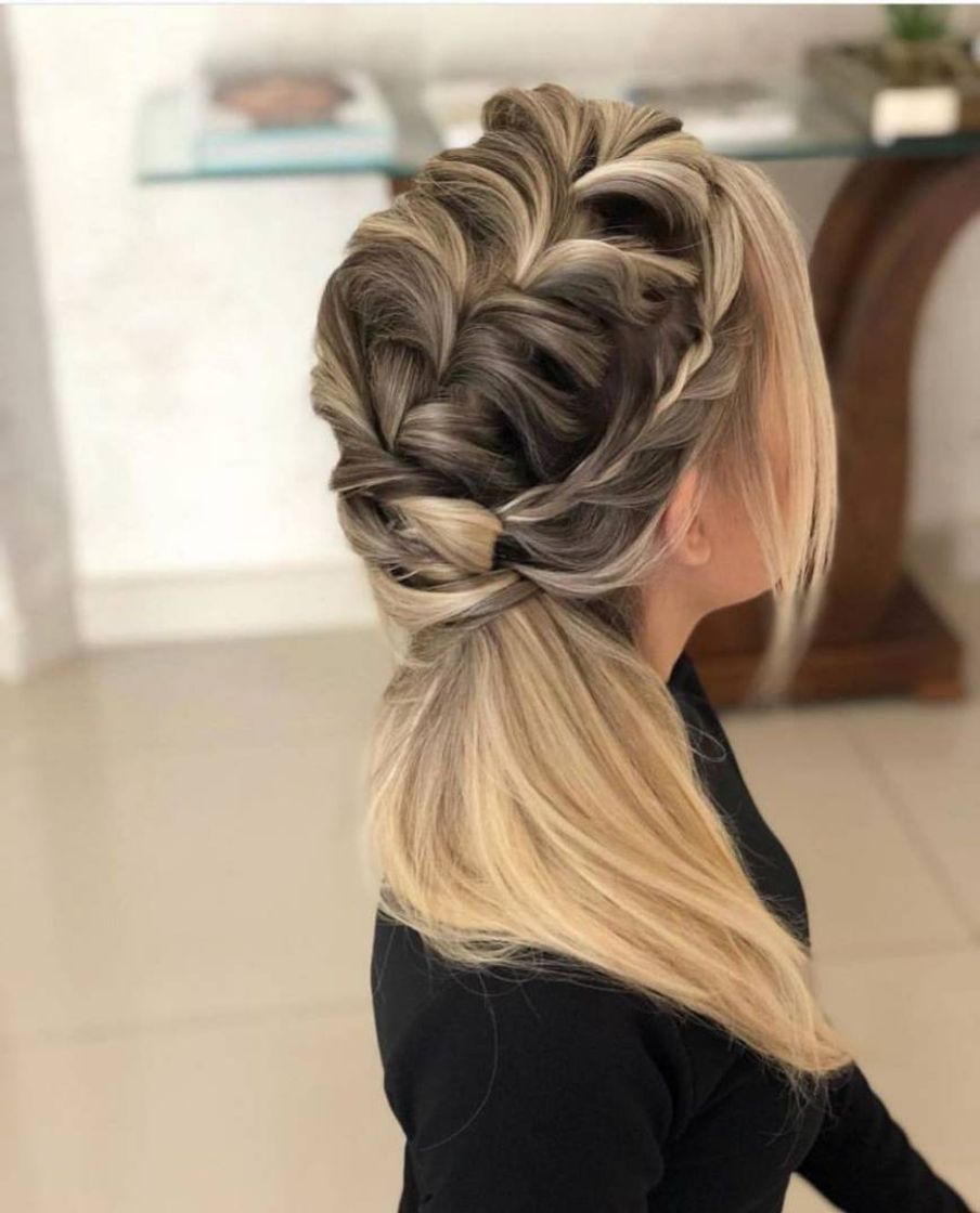 Moda Penteado perfeito para festas