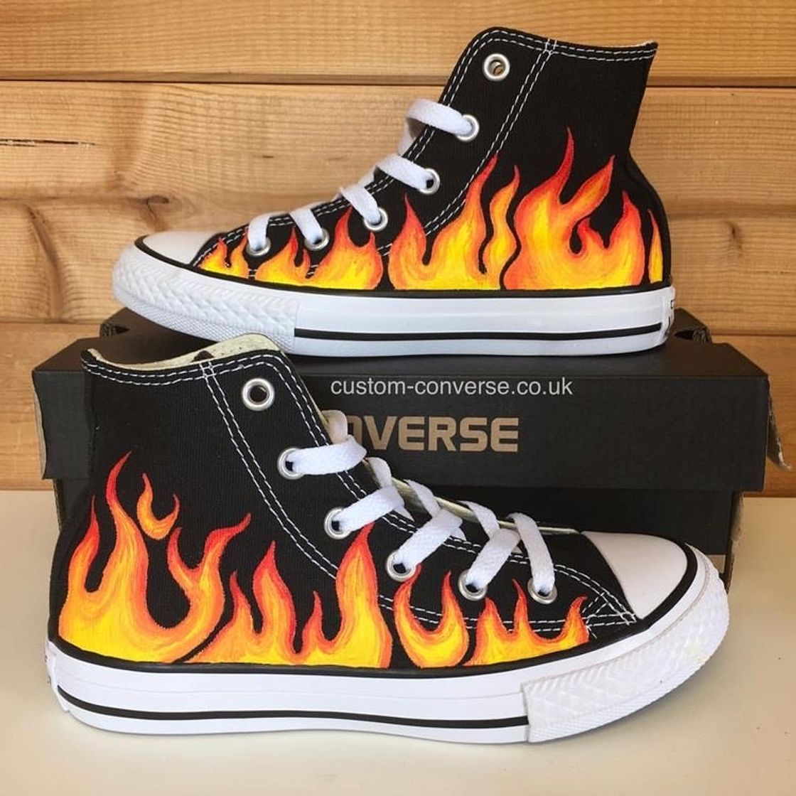 Moda Tênis converse fogo 