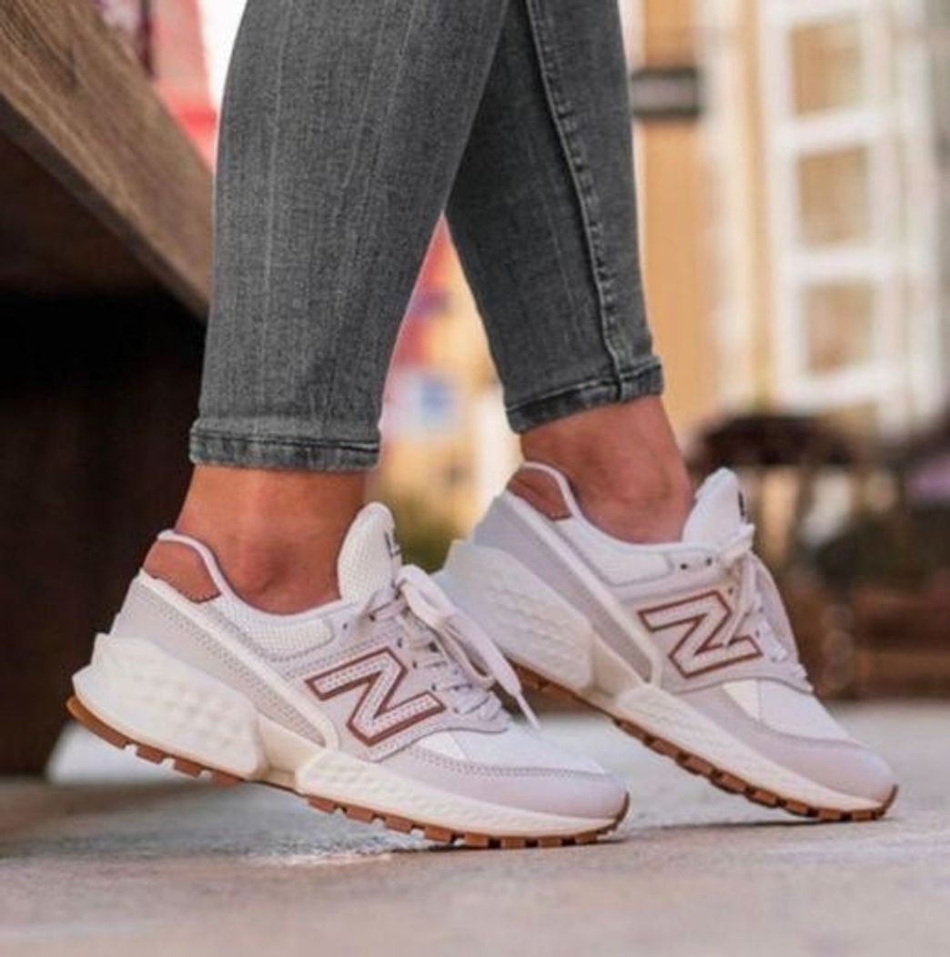 Social New Balance 574 Sport