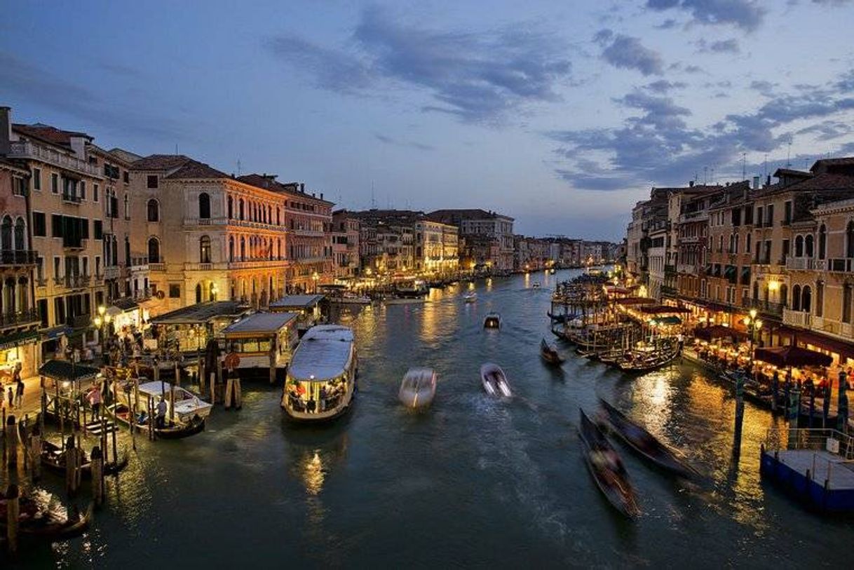 Lugares Canal de Veneza