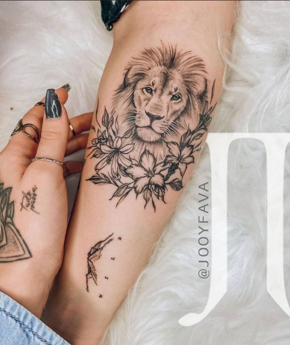 Moda Tatuagem de Leão