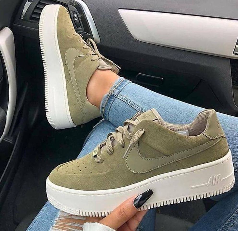 Moda Aquele verdinho militar 💚