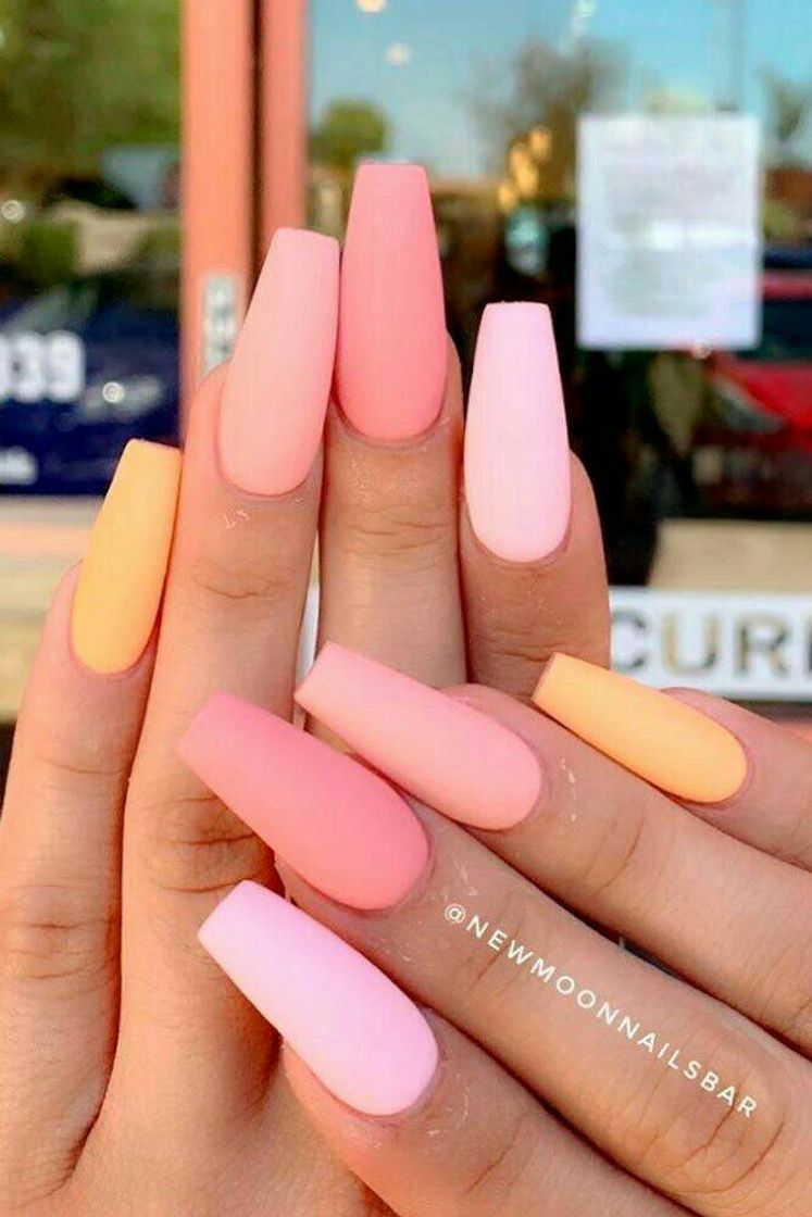 Moda Unhas em vários tons💅💖