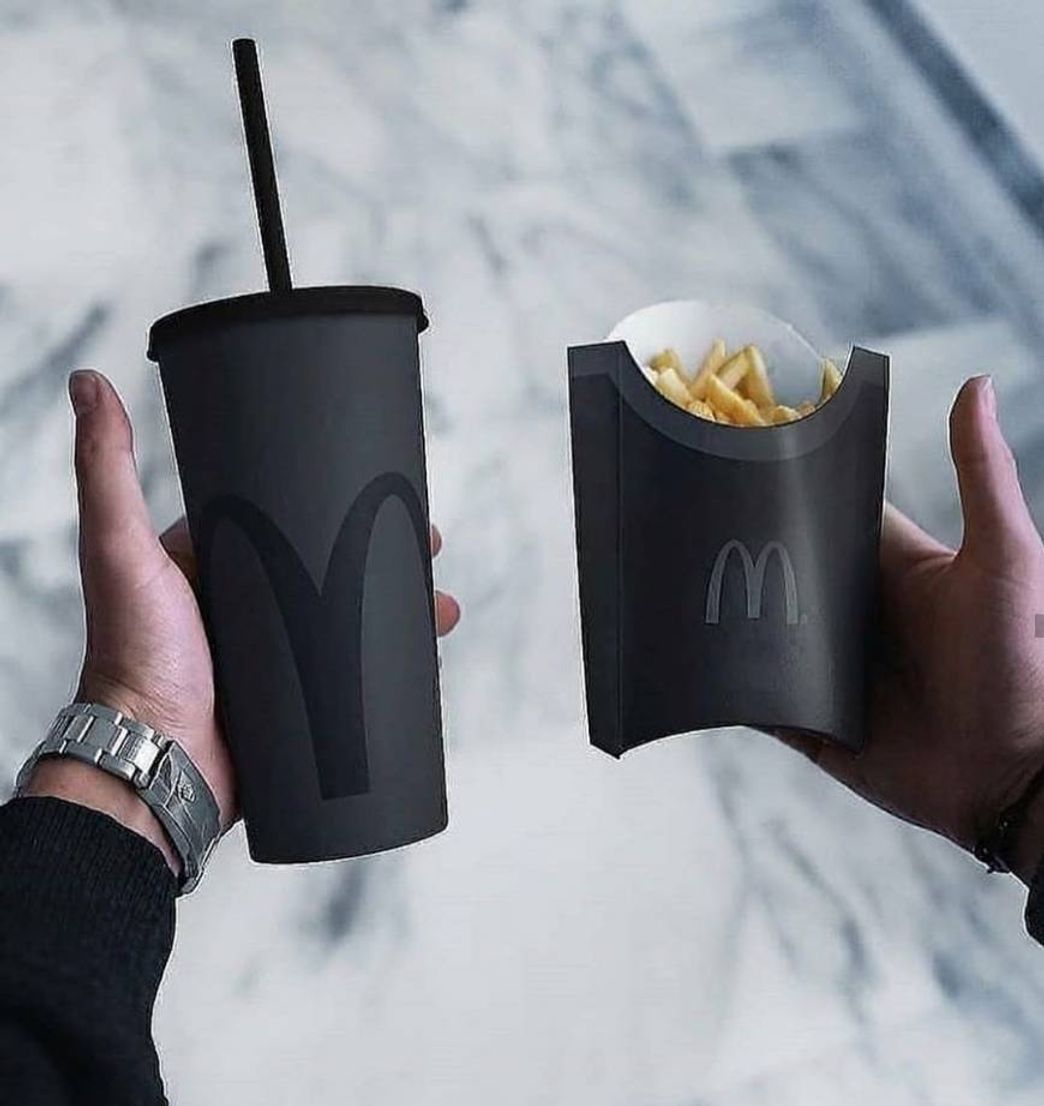 Moda Mcdonalds🖤😍