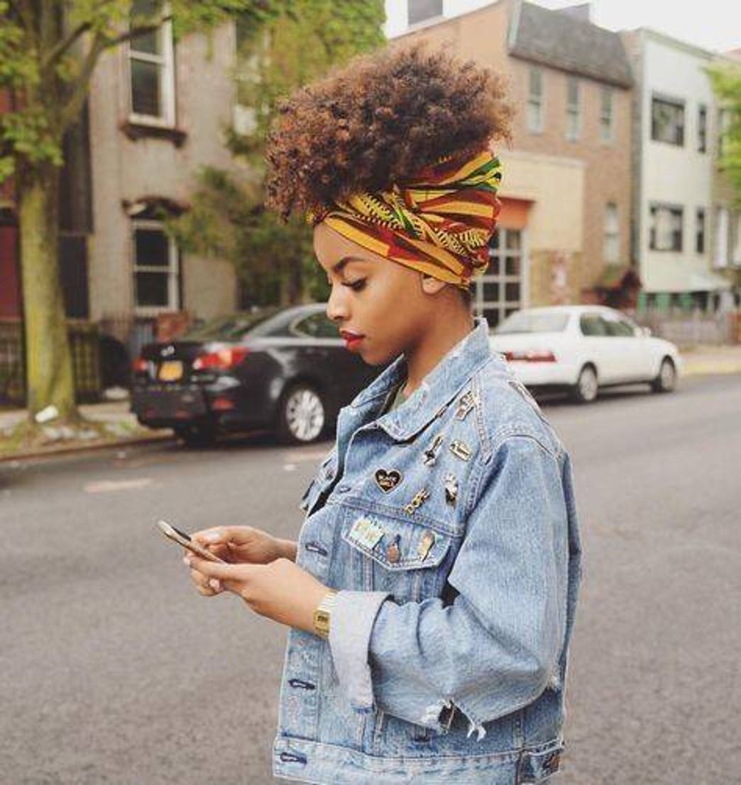 Moda Olha esse penteado e esse lenço!!!😍😍