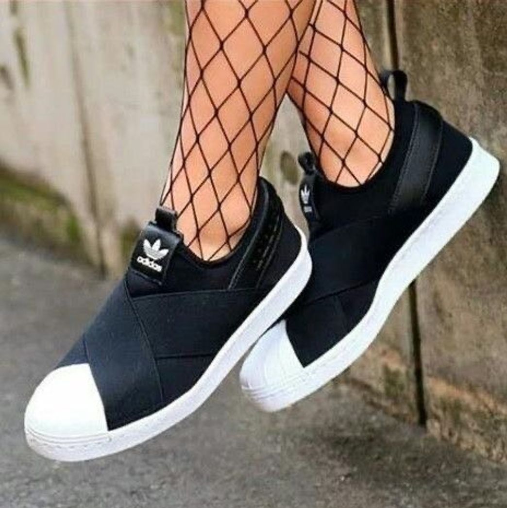 Moda adidas slip on