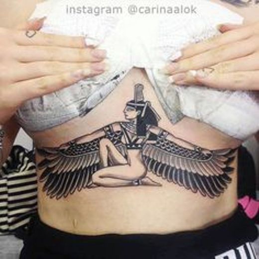 Tatto Deusa Isis egípcia