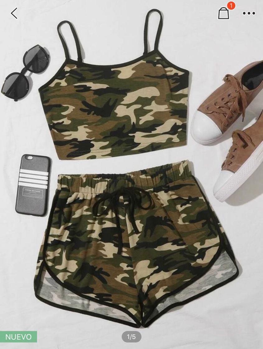 Fashion Conjunto top d tirantes de camuflaje con shorts 