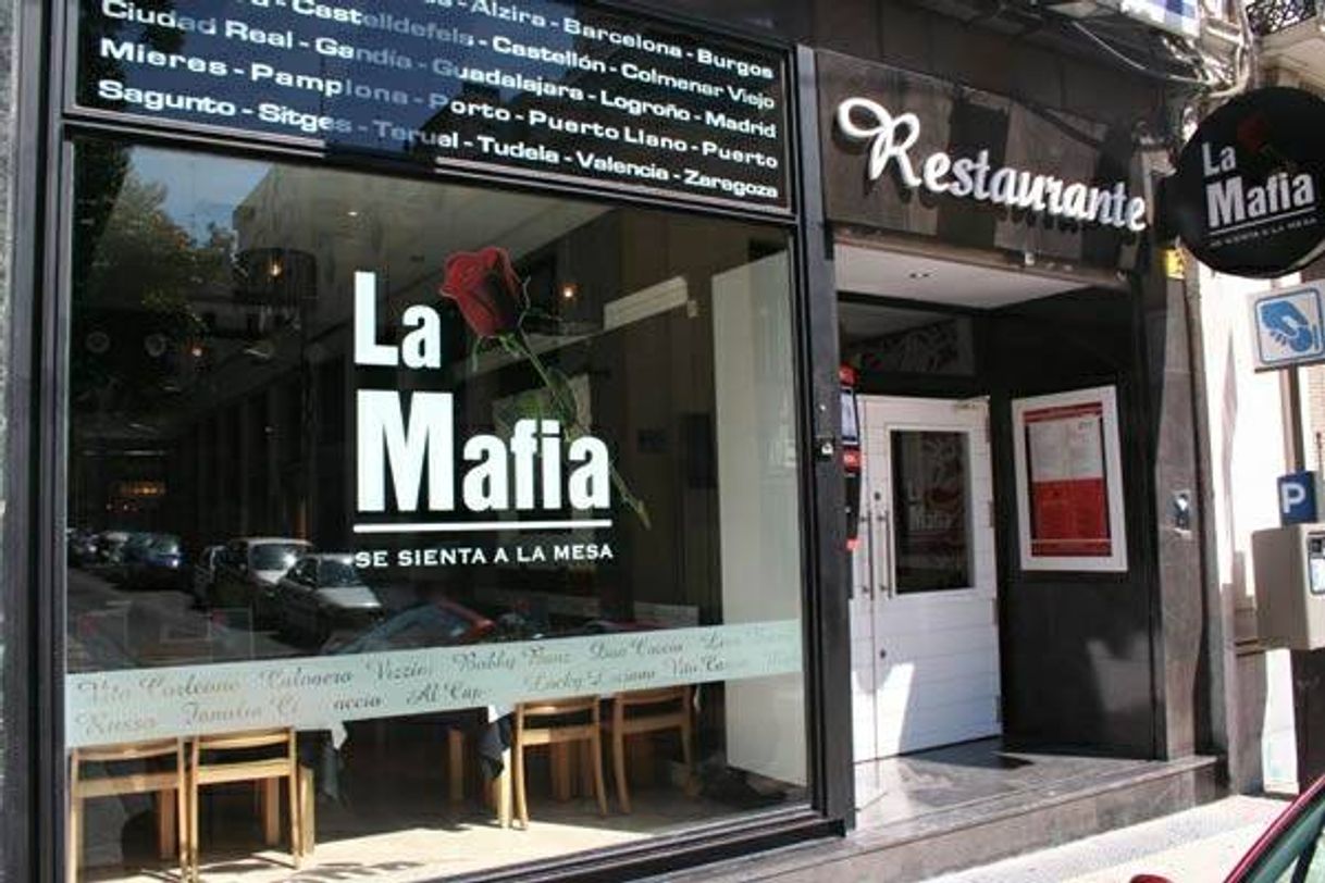 Restaurants La Mafia se sienta a la mesa