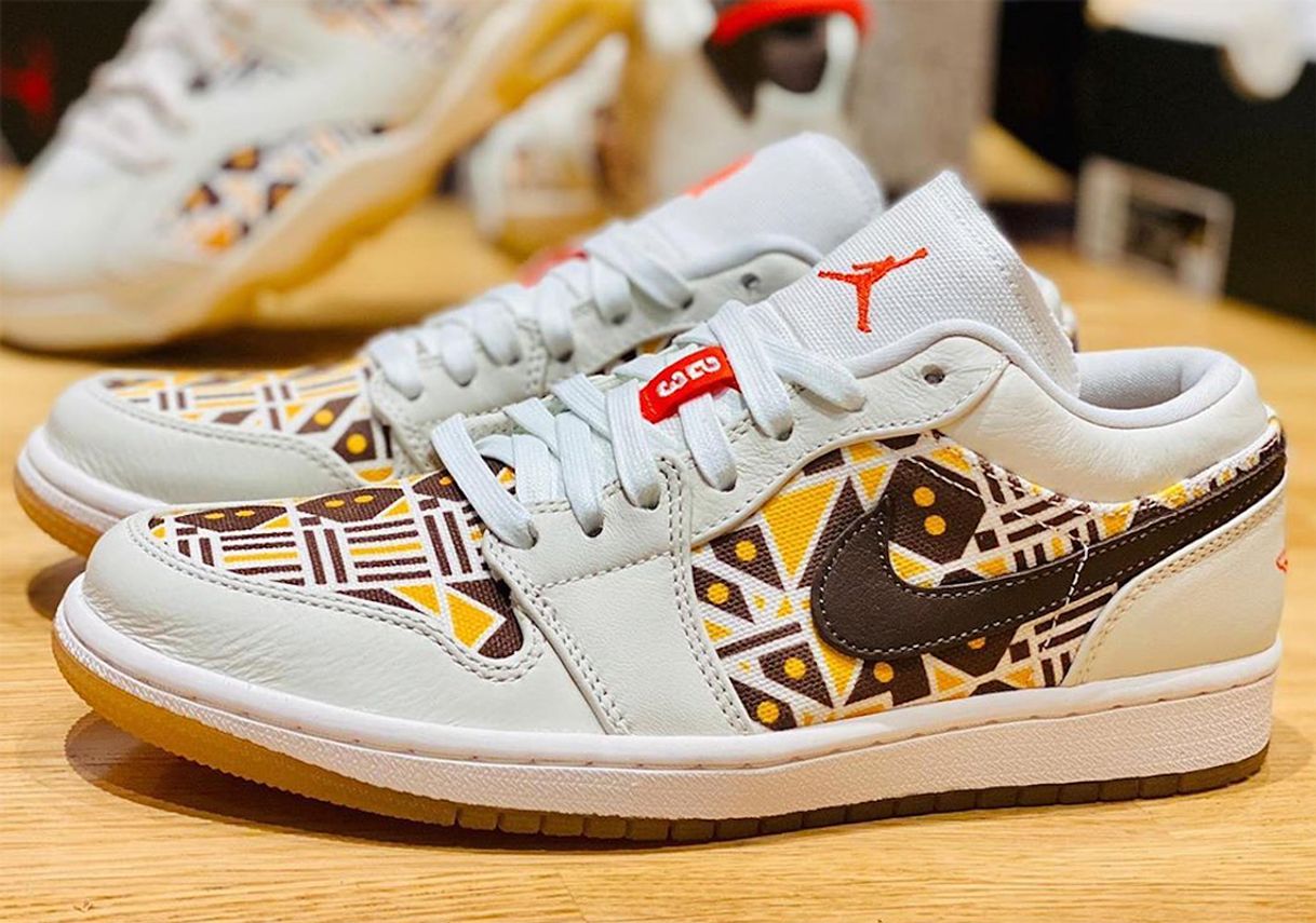 Social AIR JORDAN 1

QUAI 54

