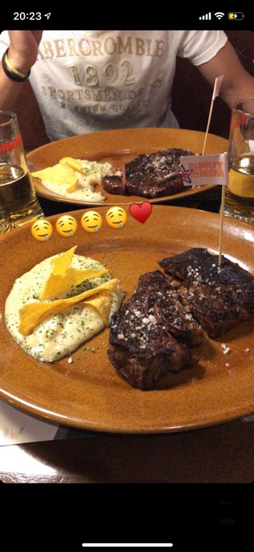 Restaurantes Foster's Hollywood