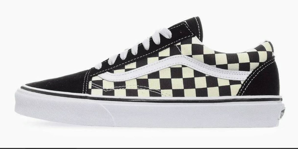 Social Tenis de cuadros blancos y negros.