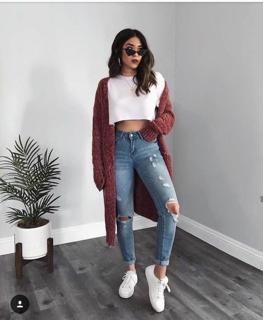 Moda Look básico com calça jeans 