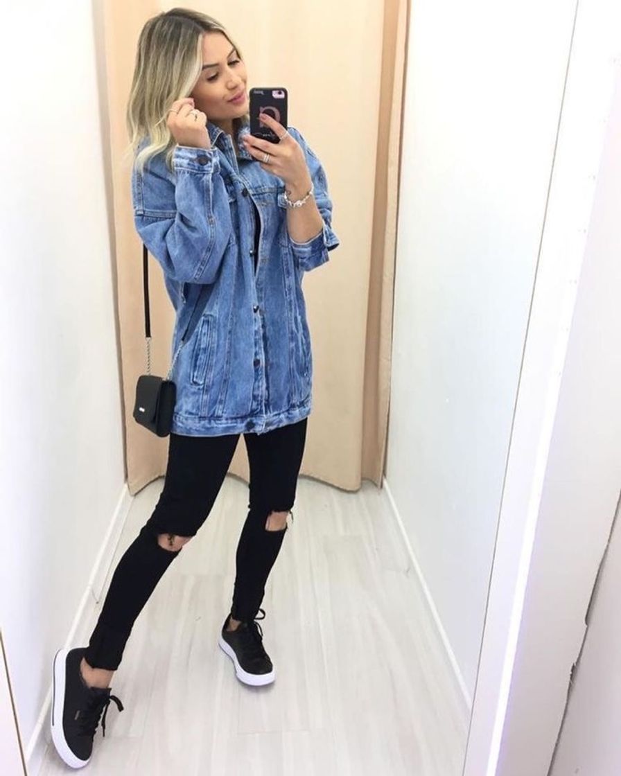 Moda Look básico com jeans 