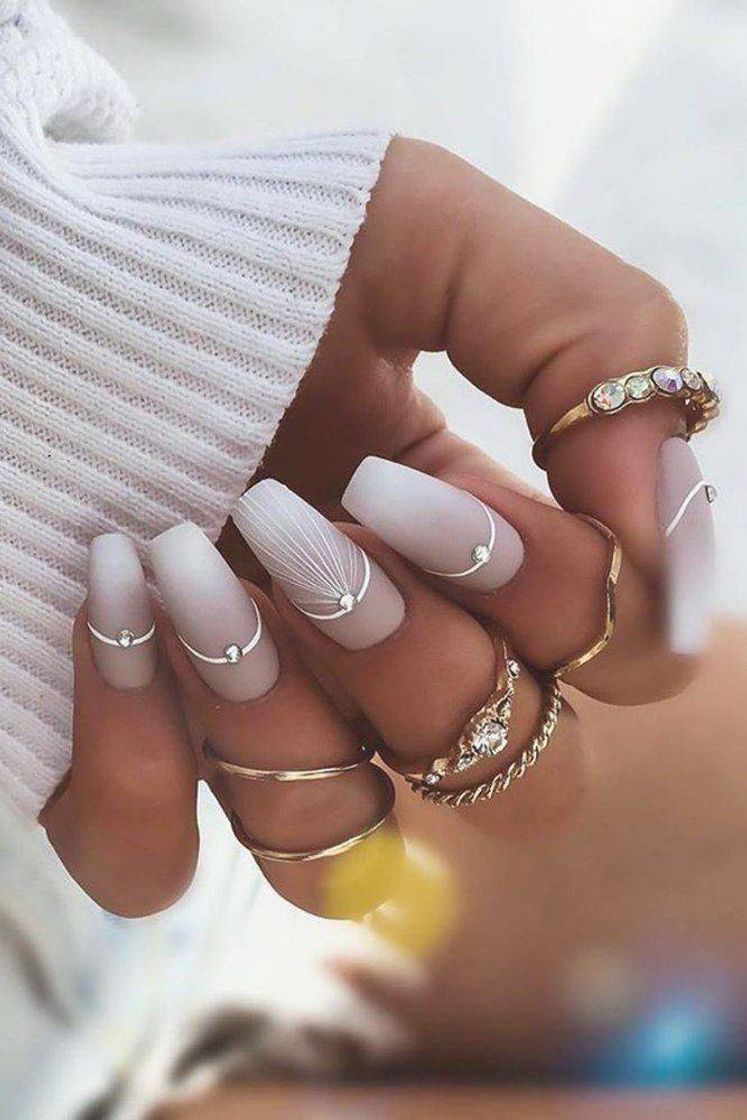 Moda Unhas delicada e  maravilhosa 🦋💕💅