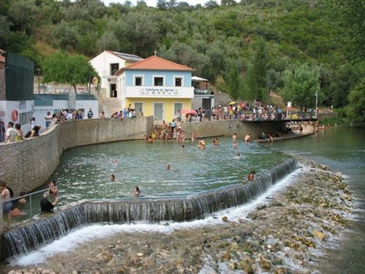 Lugar Praia Fluvial do Agroal