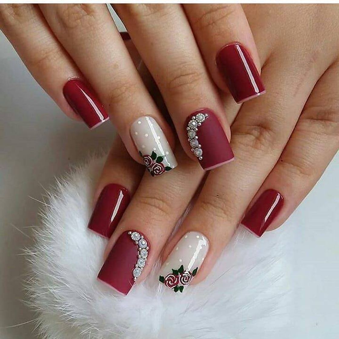 Moda  Dicas de Unhas decoradas