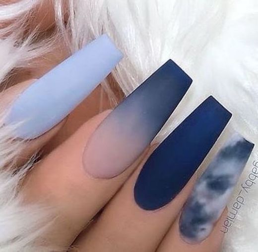 Blue nails 💙🌊🦋